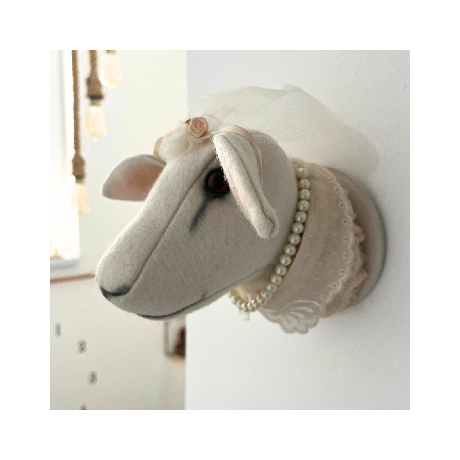 Menyasszony és vőlegény bárányfej trófea - limited edition