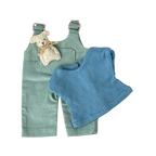 Felhő - Türkiz nadrágban választott pólóban