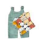 Felhő - Türkiz nadrágban választott pólóban