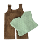 Felhő - Barna nadrágban választott pólóban