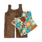 Felhő - Barna nadrágban választott pólóban