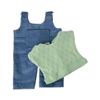 Felhő - Farmerkék nadrágban választott pólóban