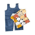 Felhő - Farmerkék nadrágban választott pólóban