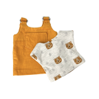 Felhő - Okkersárga ruhában választott pólóban