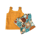 Felhő - Okkersárga ruhában választott pólóban