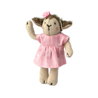 Felhőcske - a kislány